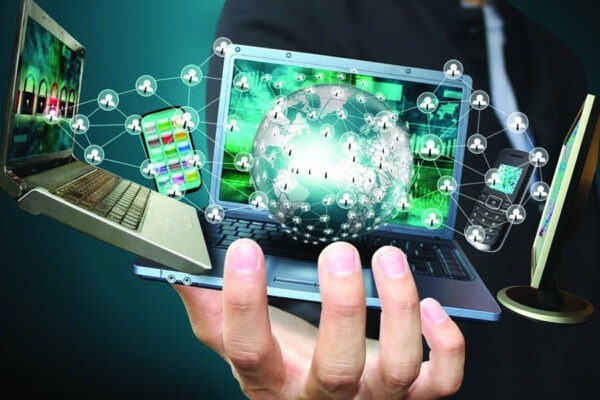 What Is a Technology Refresh, and Does Your Business Need One? 7 Updated technology concept image.